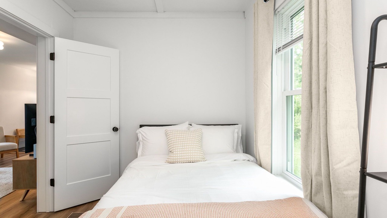 Photo of Bedroom in Three Oaks
