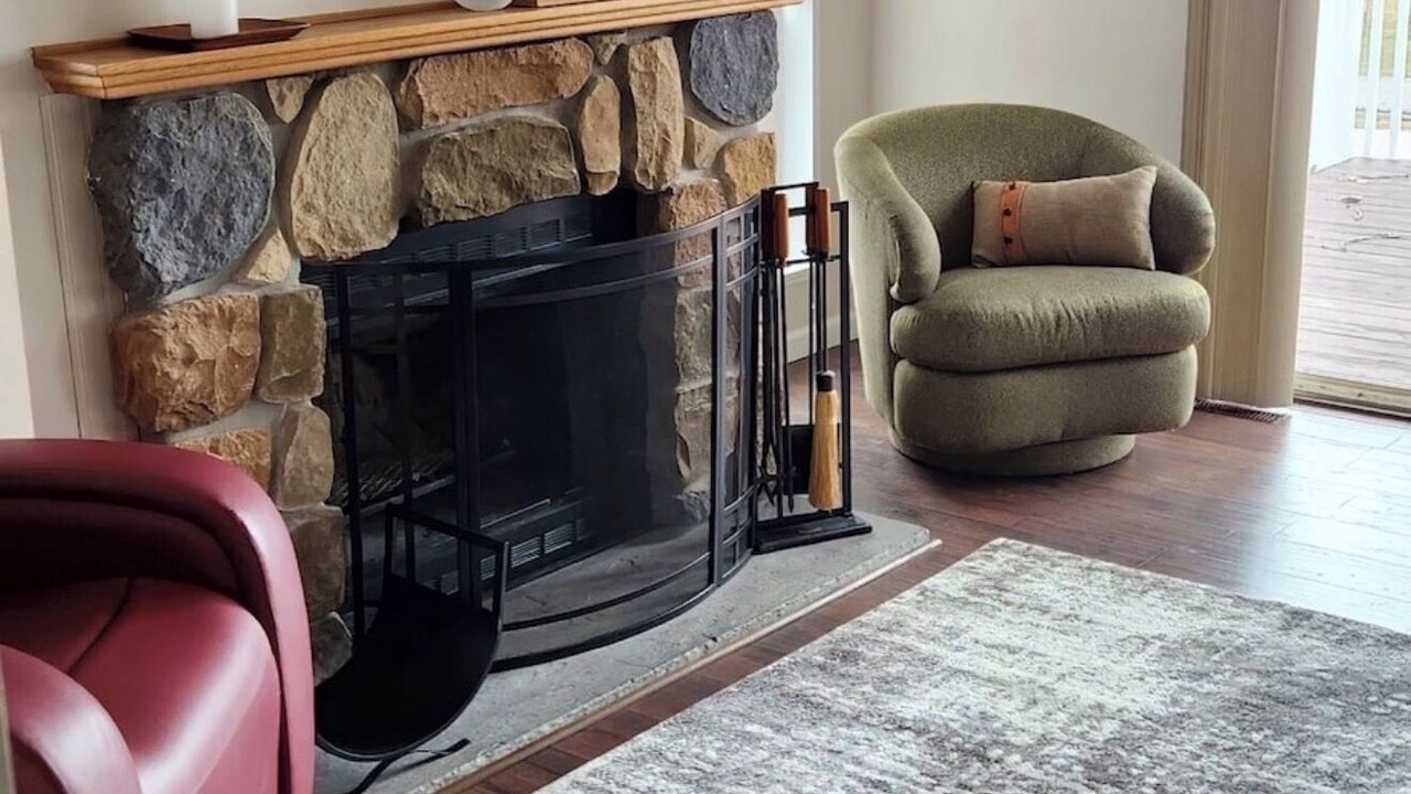 Photo of Livingroom in Manitou Beach-Devils Lake