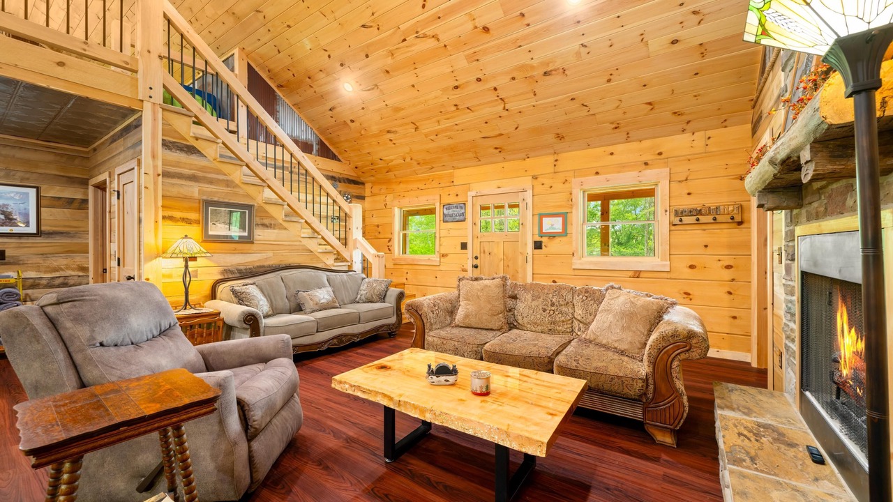 Photo of Livingroom in Gnaw Bone