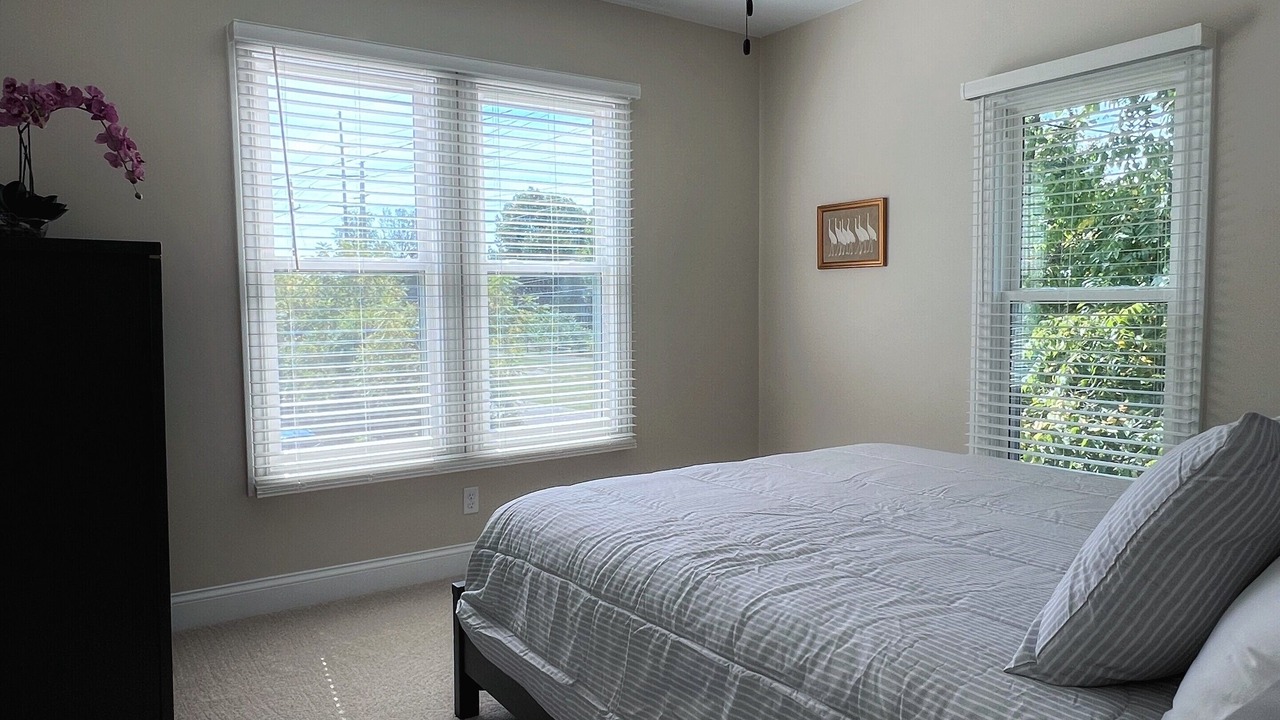 Photo of Bedroom in Roseland