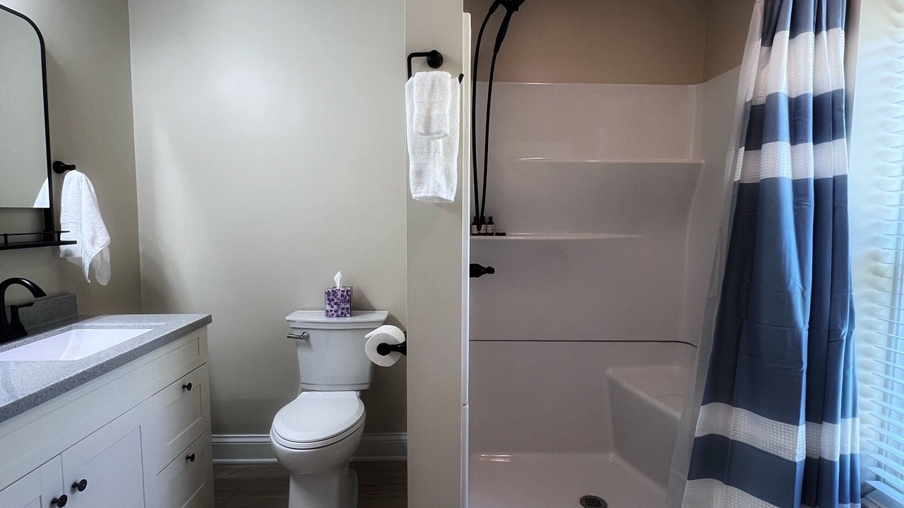 Photo of Bathroom in Roseland