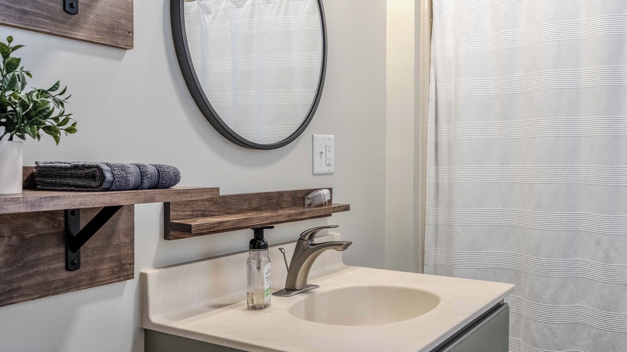 Photo of Bathroom in Syracuse