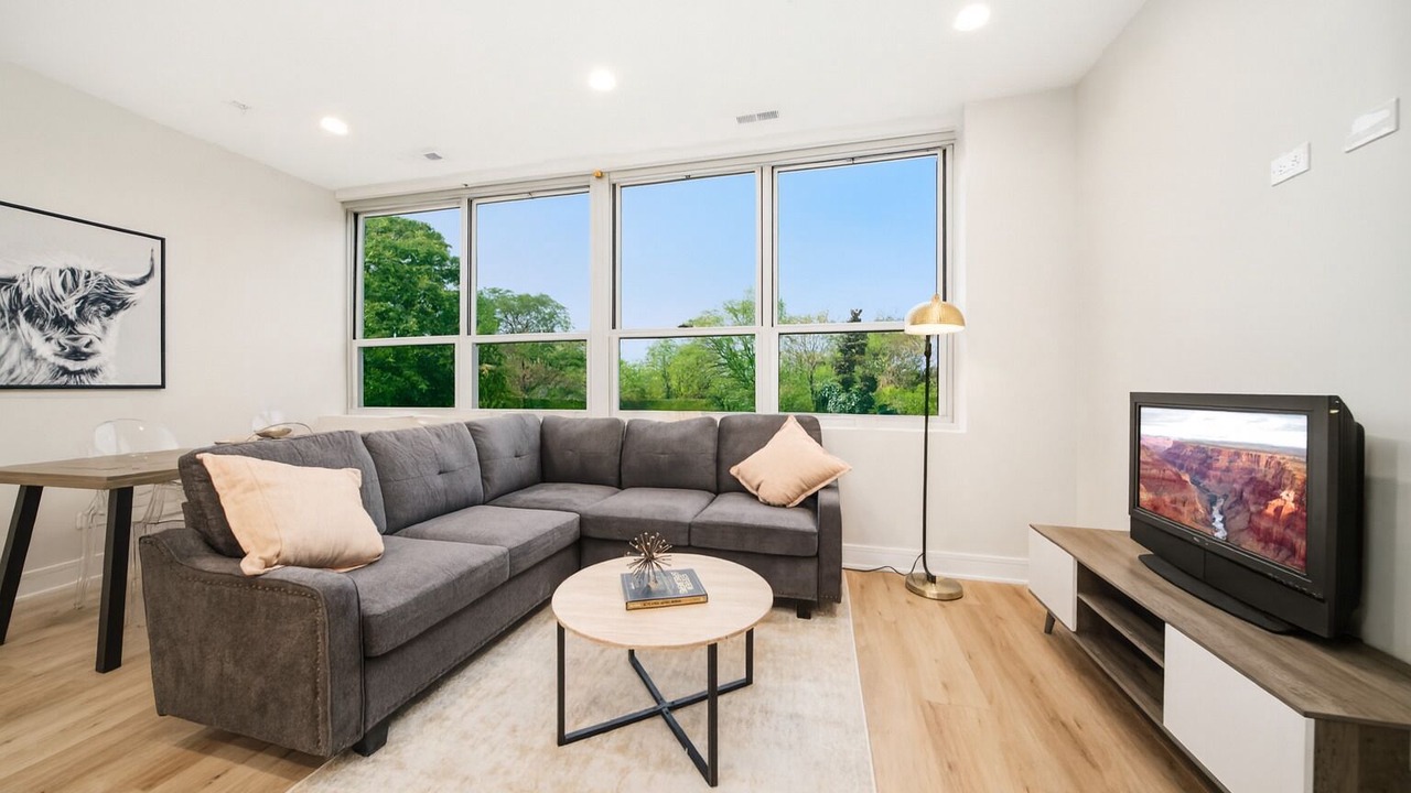 Photo of Livingroom in Brookfield