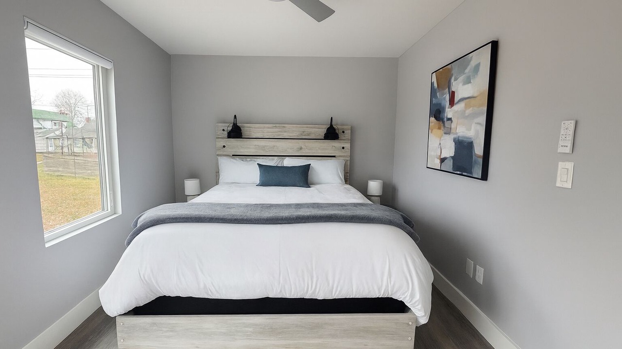 Photo of Bedroom in Holy Cross