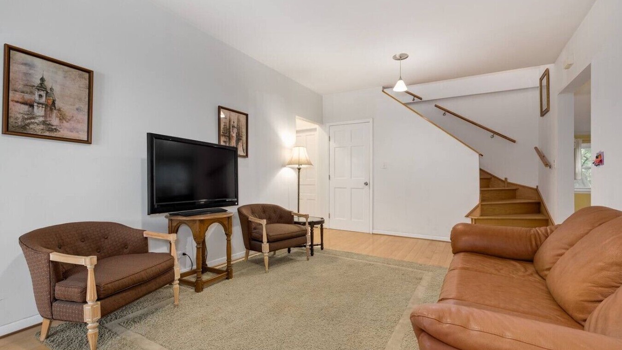 Photo of Livingroom in Grand Beach
