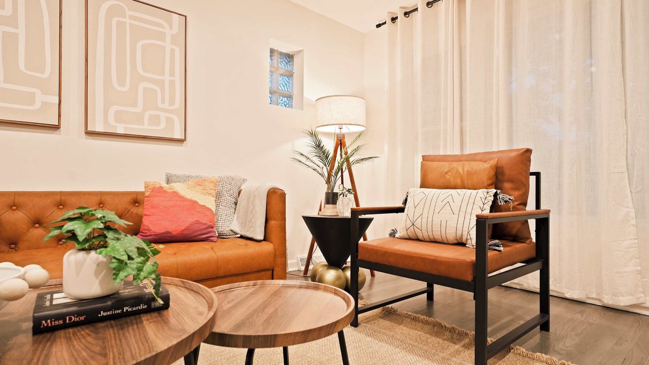 Photo of Livingroom in Hillside