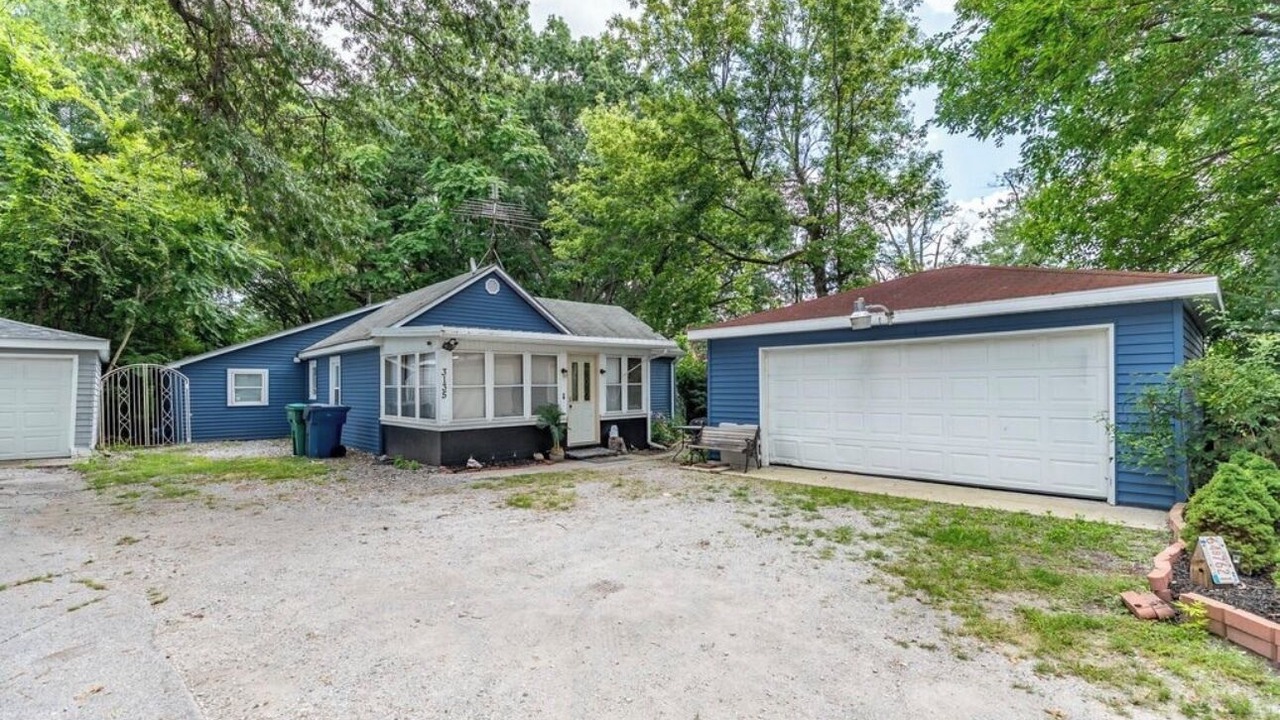Photo of Outdoor in Gary