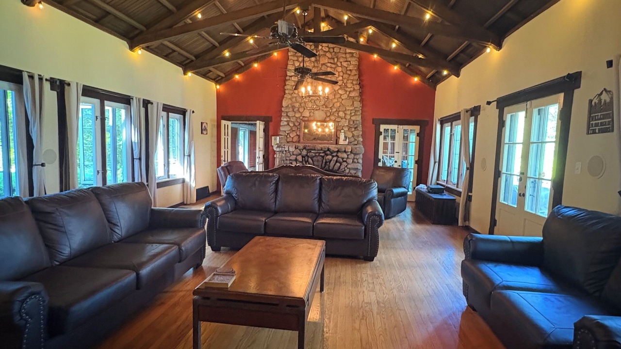 Photo of Livingroom in Hartford