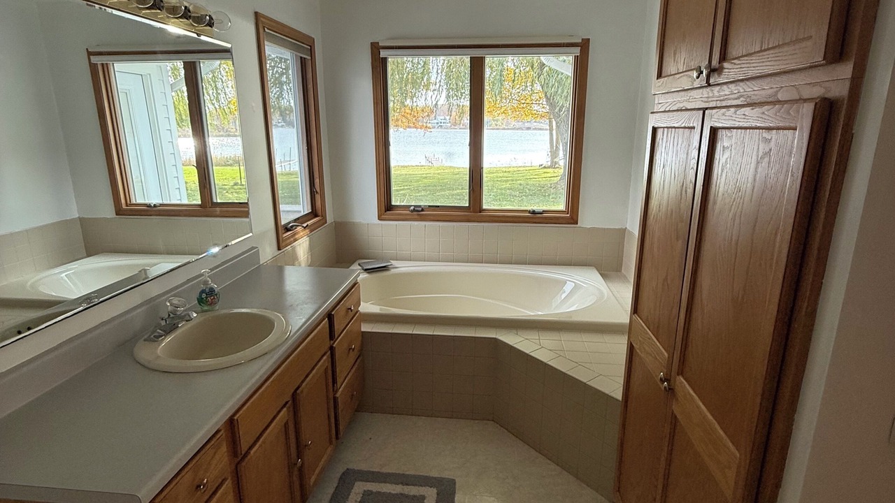 Photo of Bathroom in Clear Lake