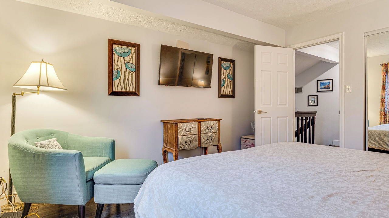 Photo of Bedroom in Renaissance Place