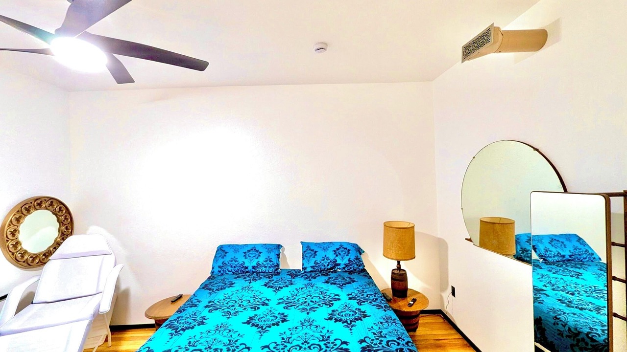Photo of Bedroom in Lawrence