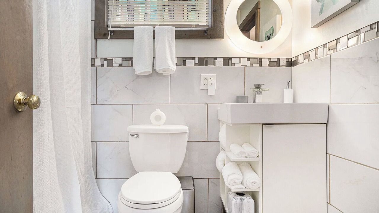 Photo of Bathroom in Cloverdale