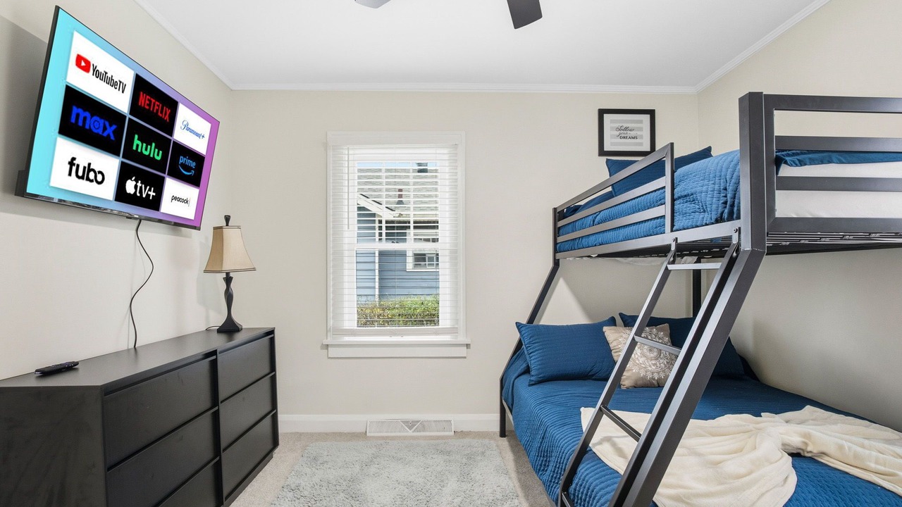 Photo of Bedroom in Meridian-Kessler