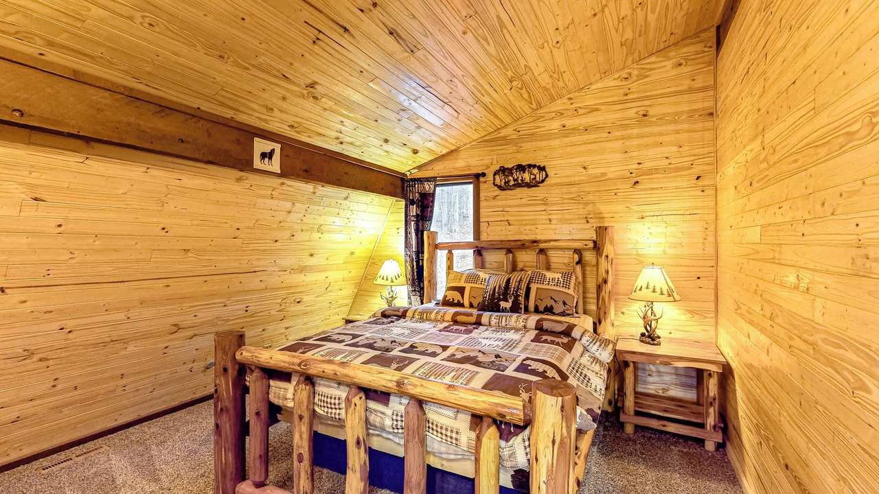 Photo of Bedroom in Gnaw Bone