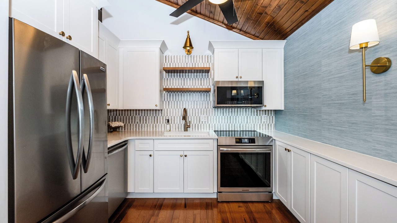 Photo of Kitchen in Paw Paw Lake
