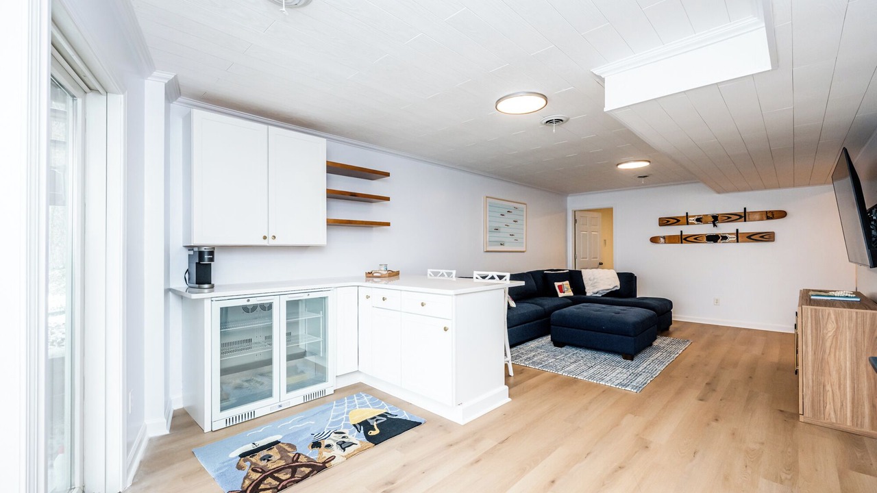 Photo of Livingroom in Paw Paw Lake
