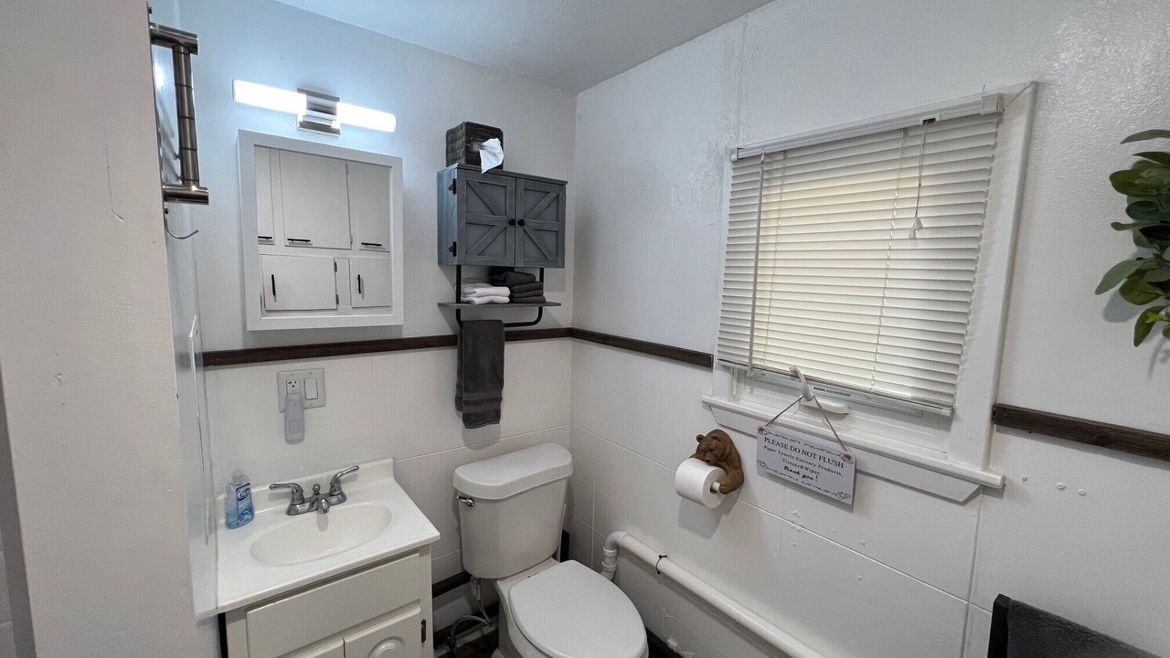 Photo of Bathroom in Hillsdale