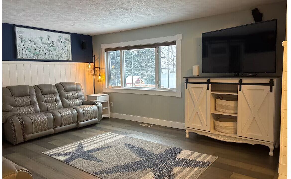 Photo of Livingroom in Grandville