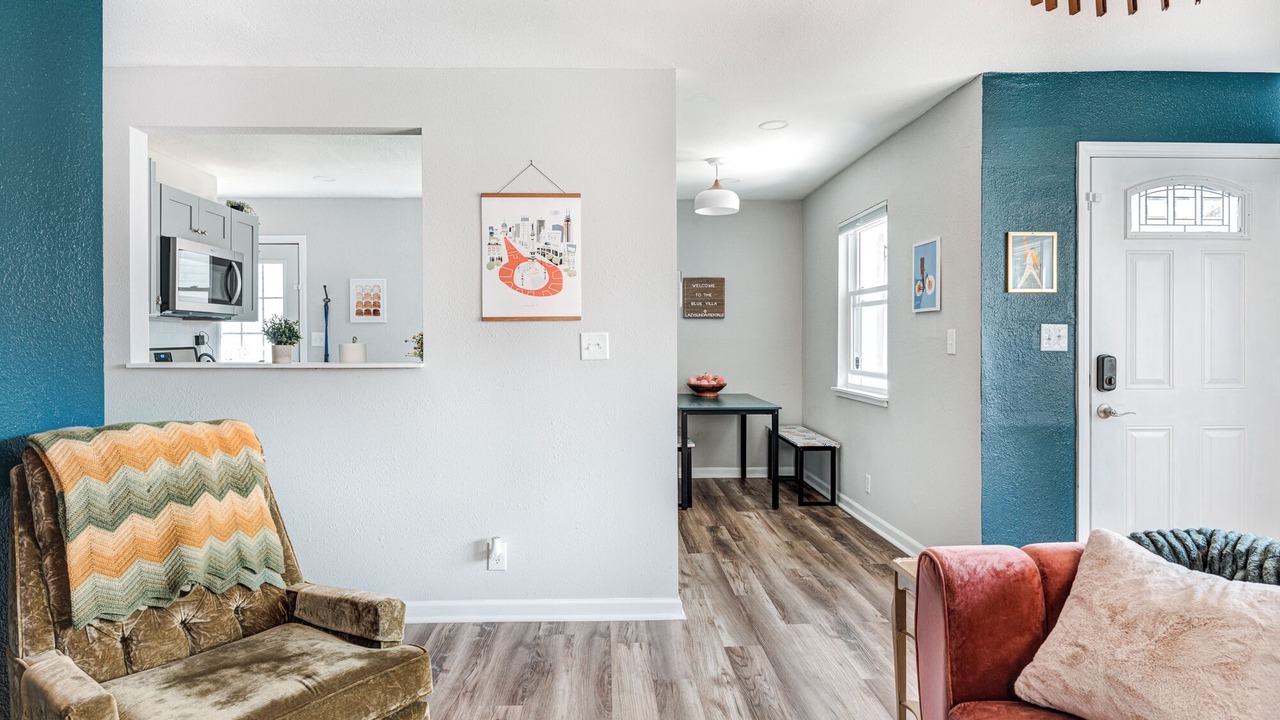 Photo of Livingroom in Fountain Square