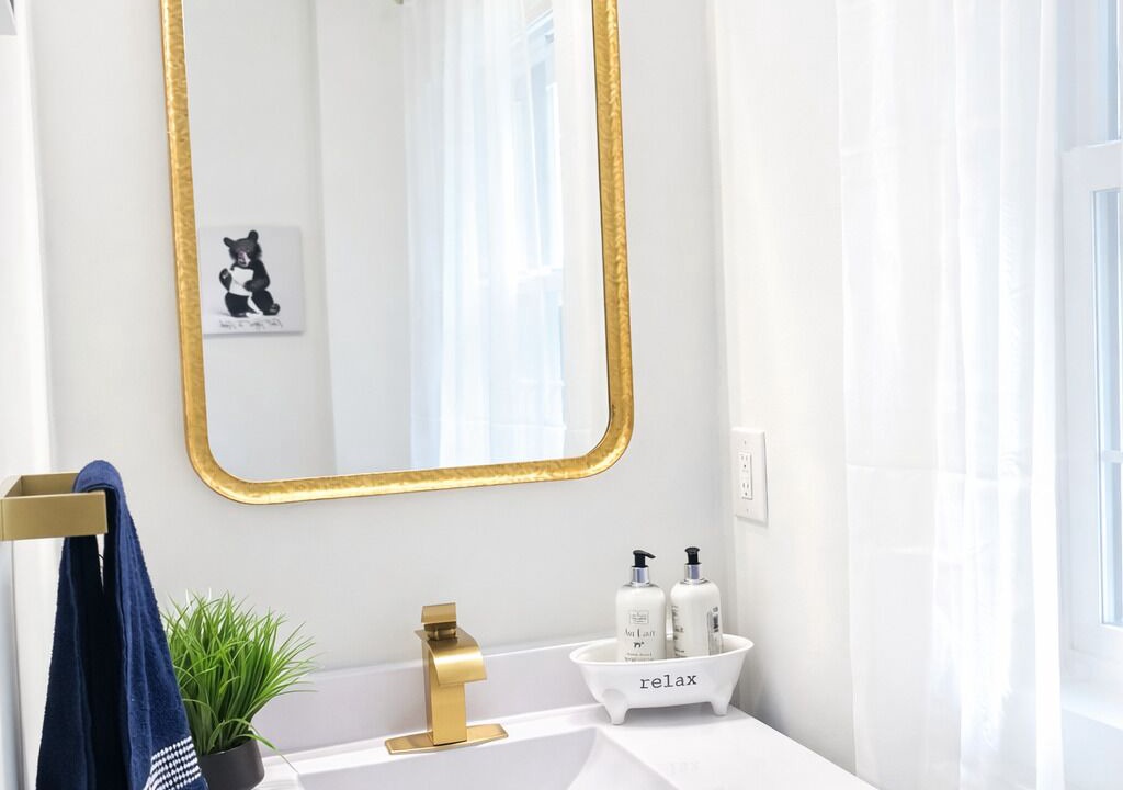 Photo of Bathroom in Niles