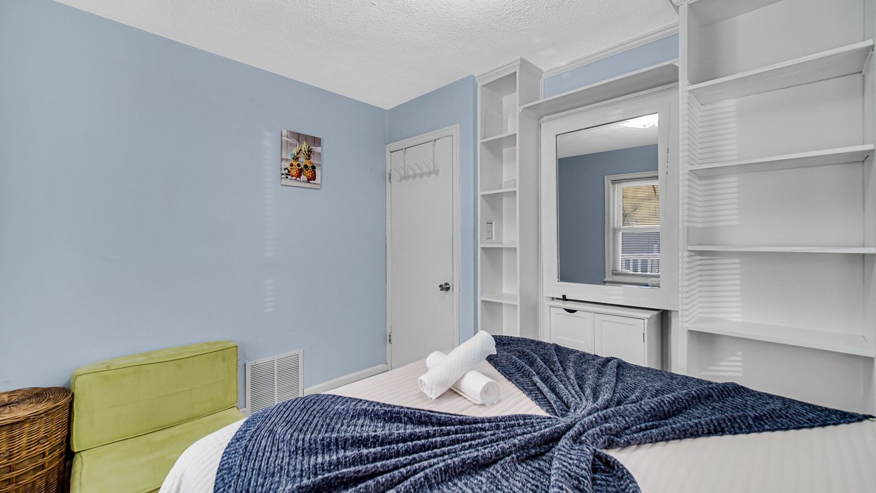 Photo of Bedroom in Michigan City