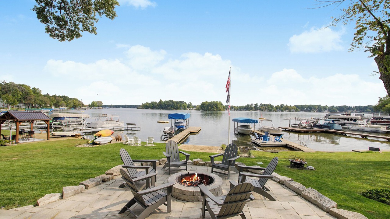 Photo of Patio Balcony in Sister Lakes