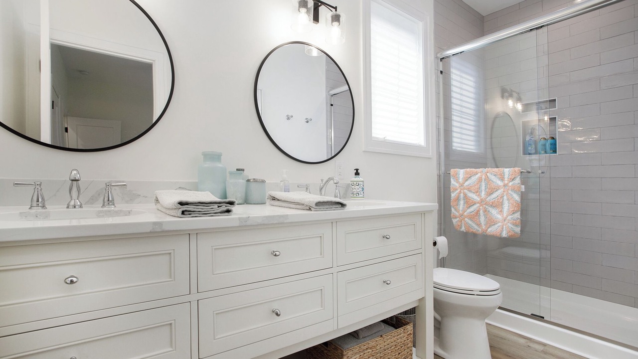 Photo of Bathroom in Sister Lakes