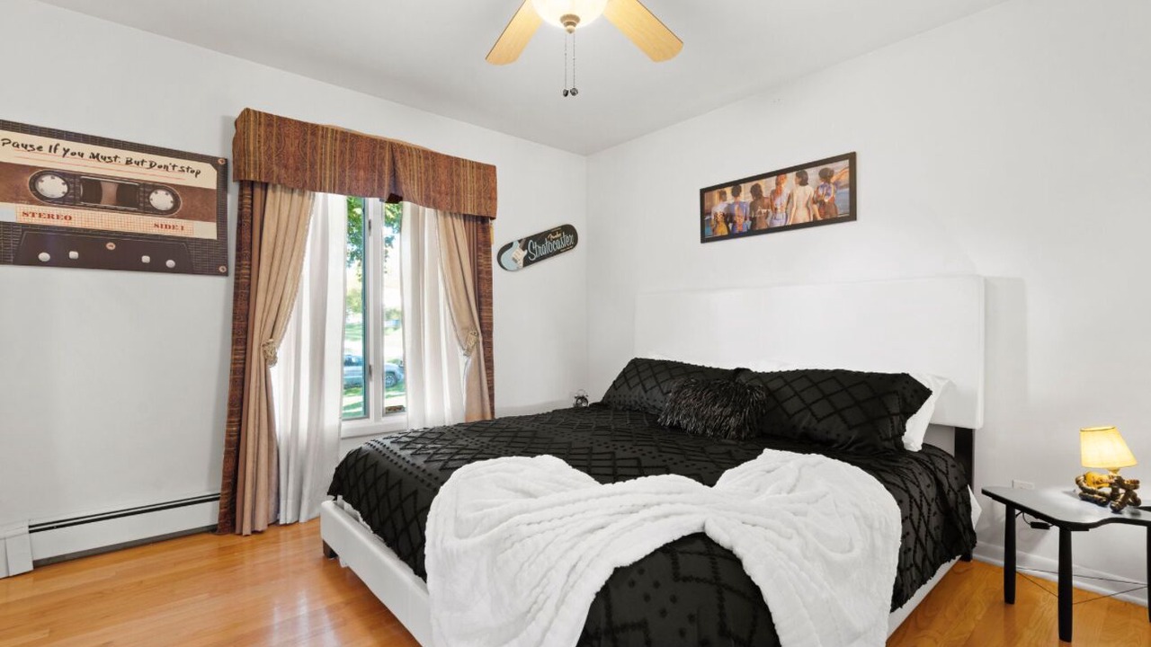 Photo of Bedroom in Walker