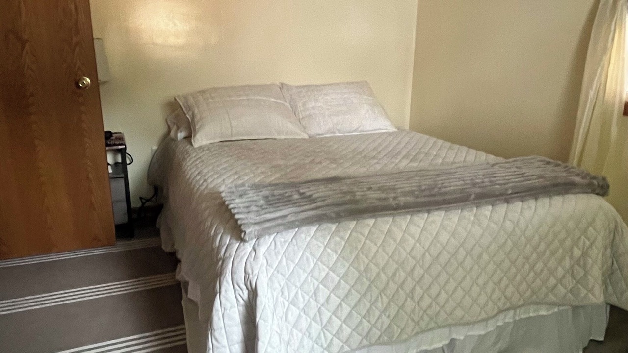 Photo of Bedroom in Topeka