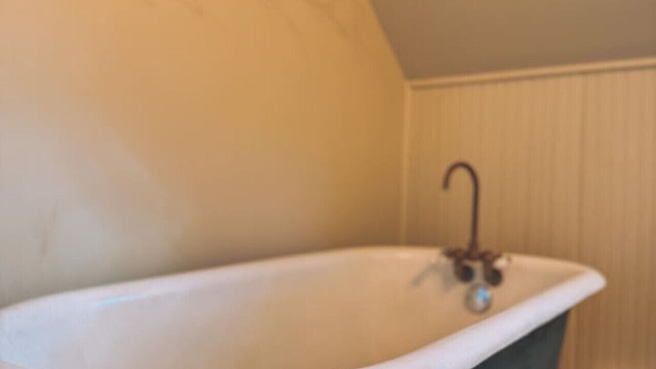 Photo of Bathroom in Niles