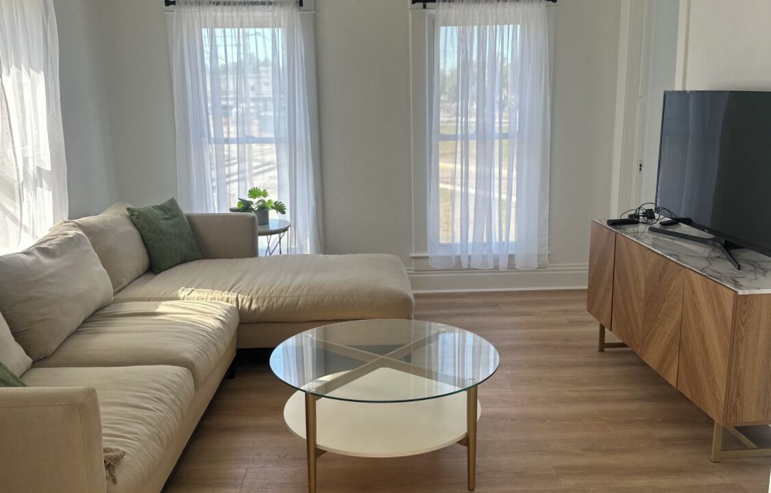 Photo of Livingroom in Michigan City