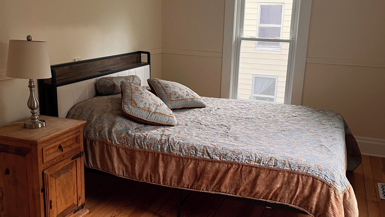 Photo of Bedroom in Saline