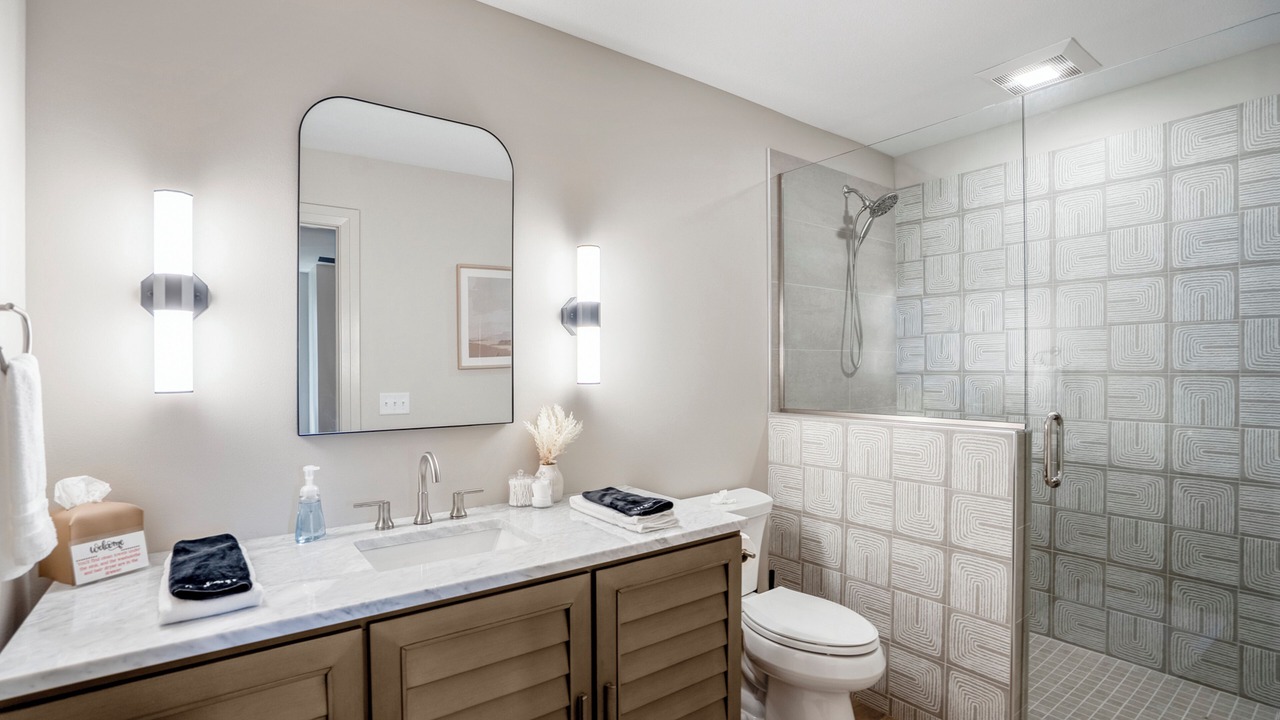 Photo of Bathroom in Bowling Green