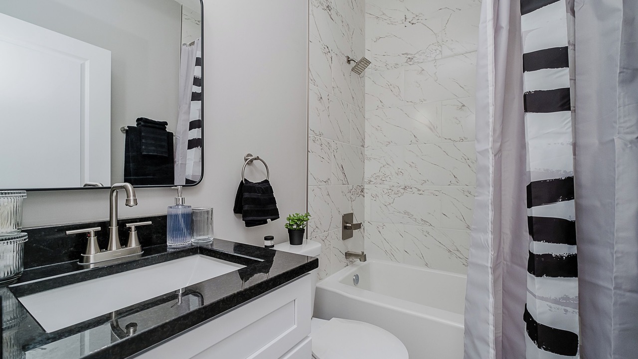 Photo of Bathroom in Near Northside