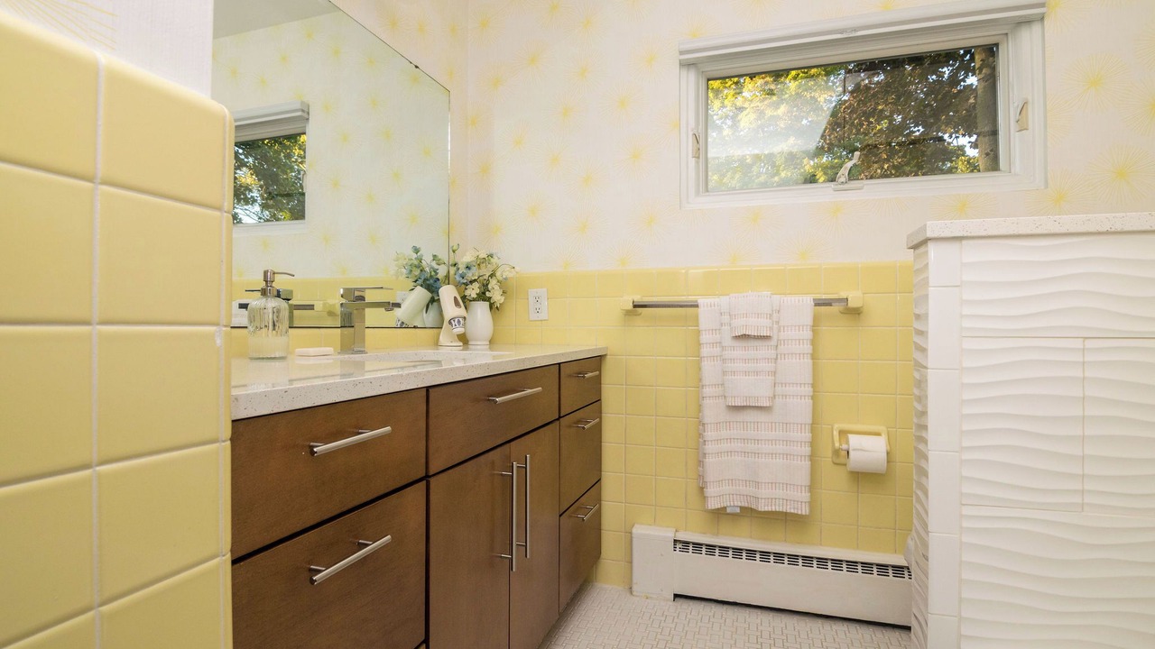 Photo of Bathroom in Dicken