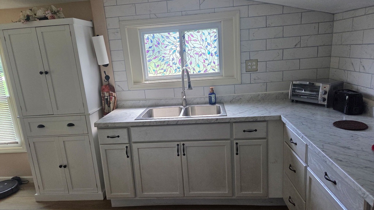 Photo of Kitchen in Leroy
