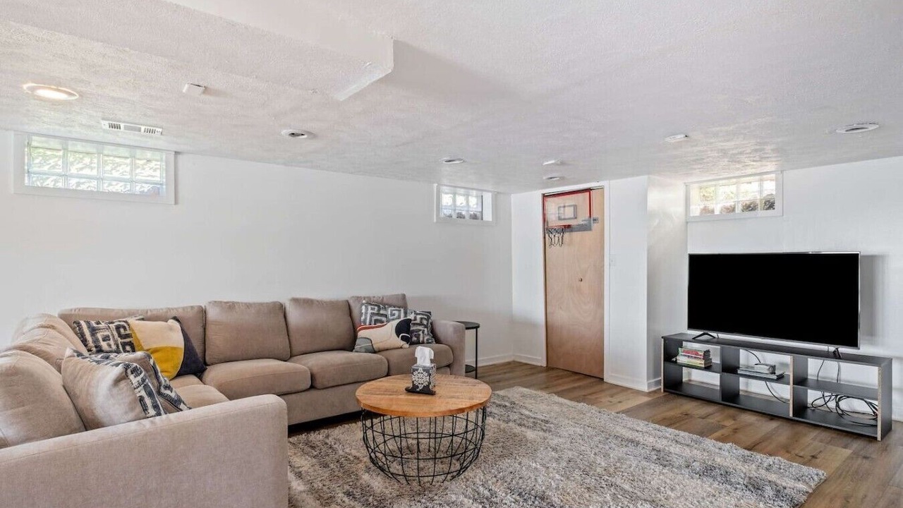 Photo of Livingroom in Smyrna