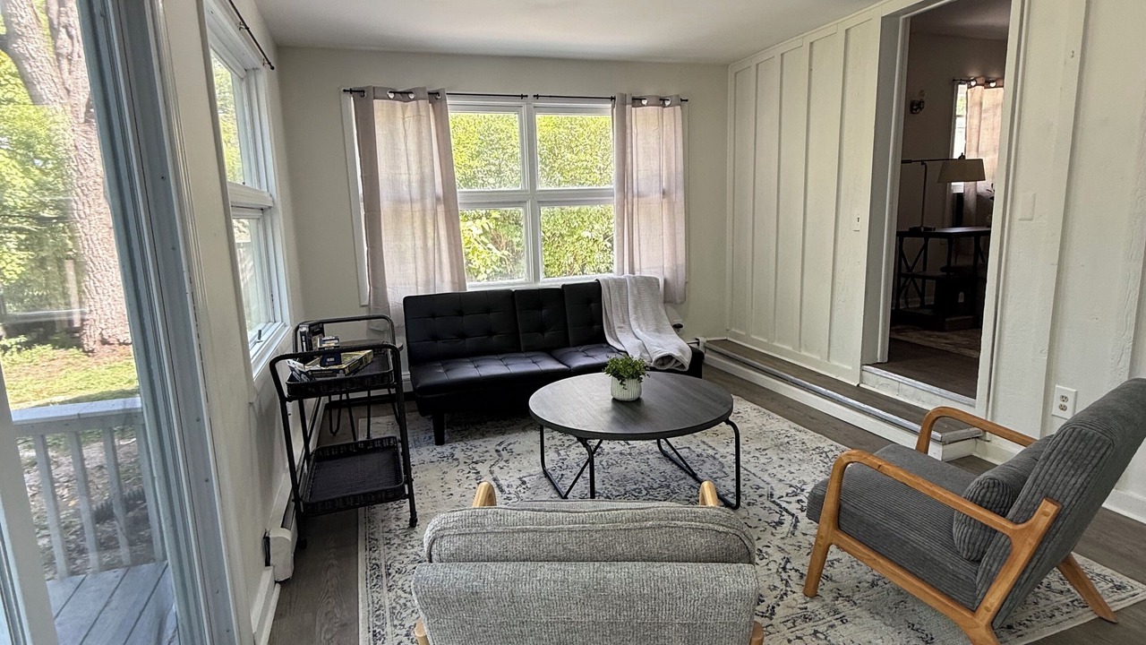 Photo of Livingroom in Ann Arbor