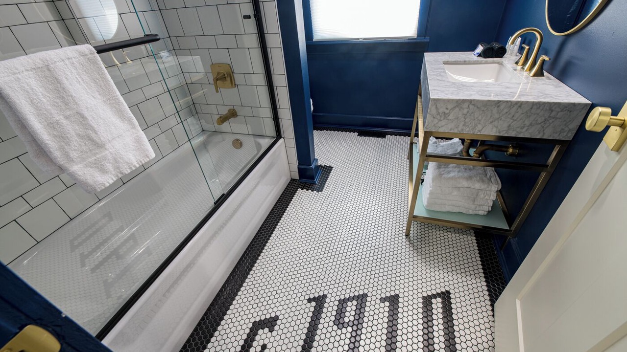 Photo of Bathroom in Herron Morton