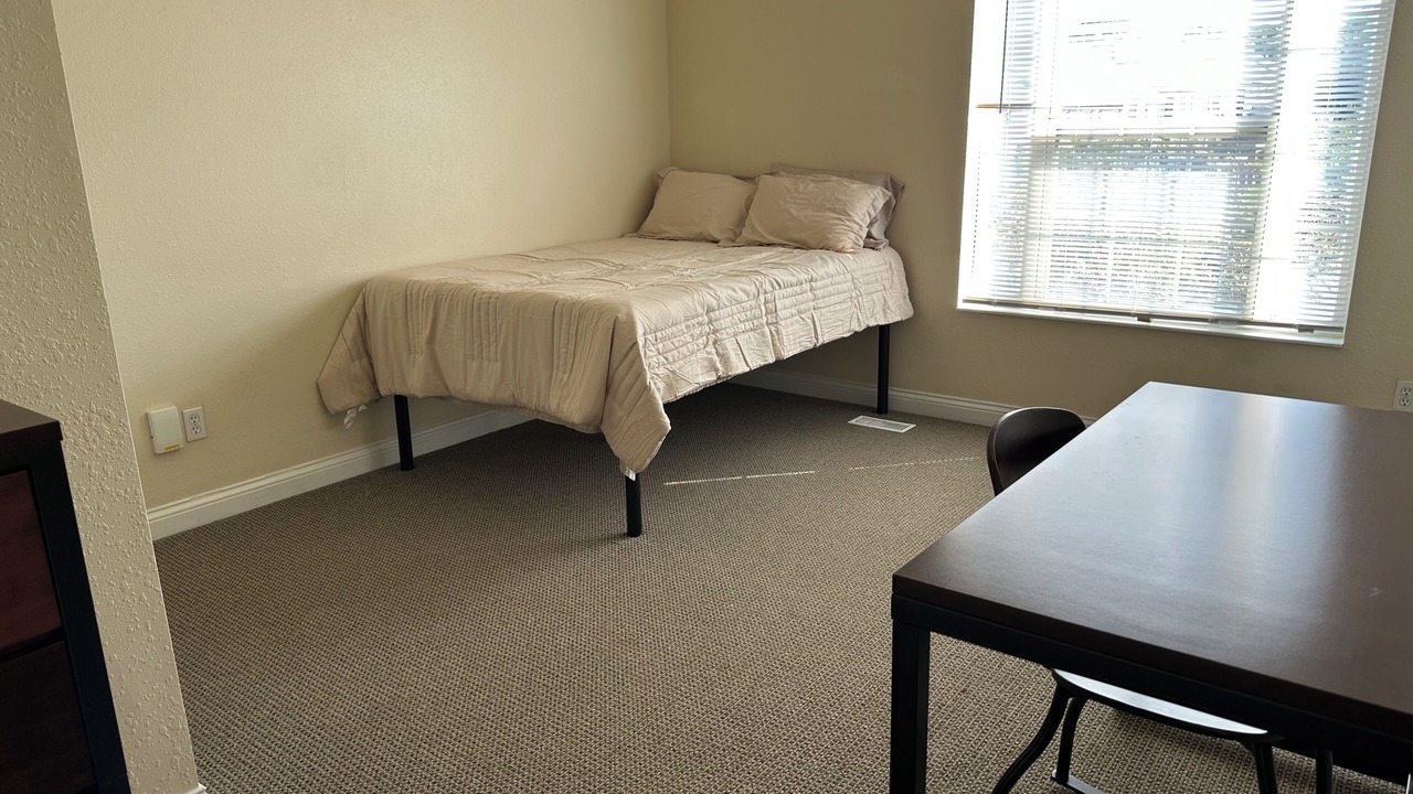 Photo of Bedroom in Notre Dame