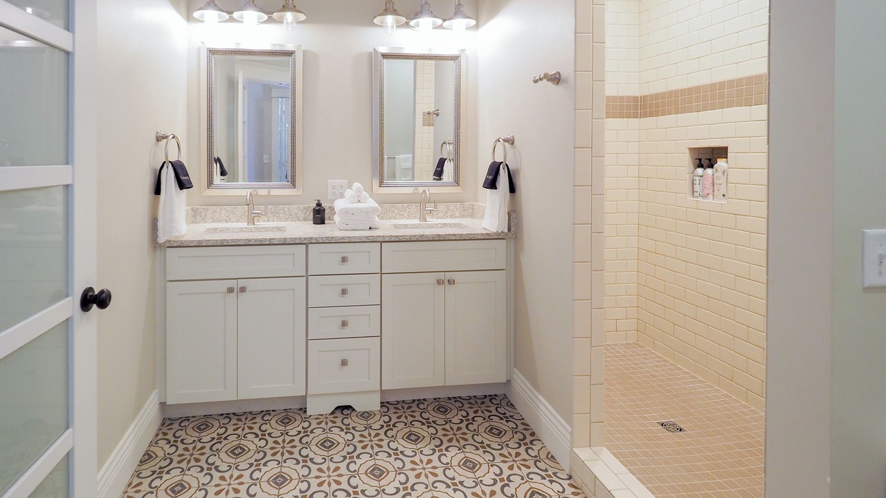 Photo of Bathroom in Central Business District