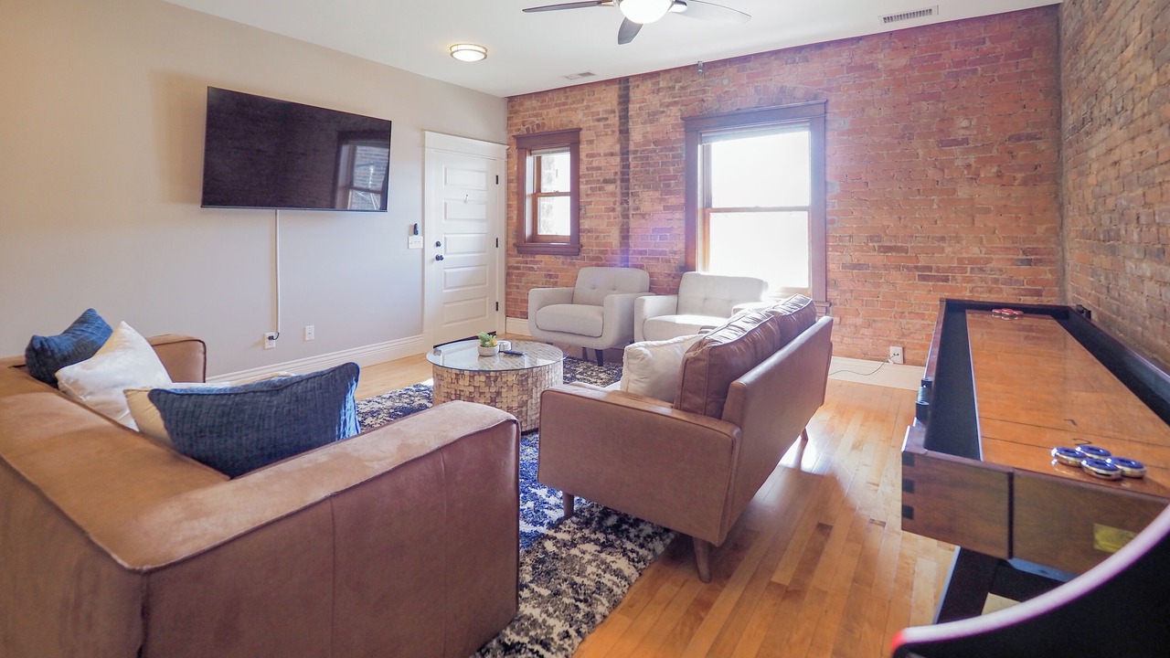 Photo of Livingroom in Central Business District