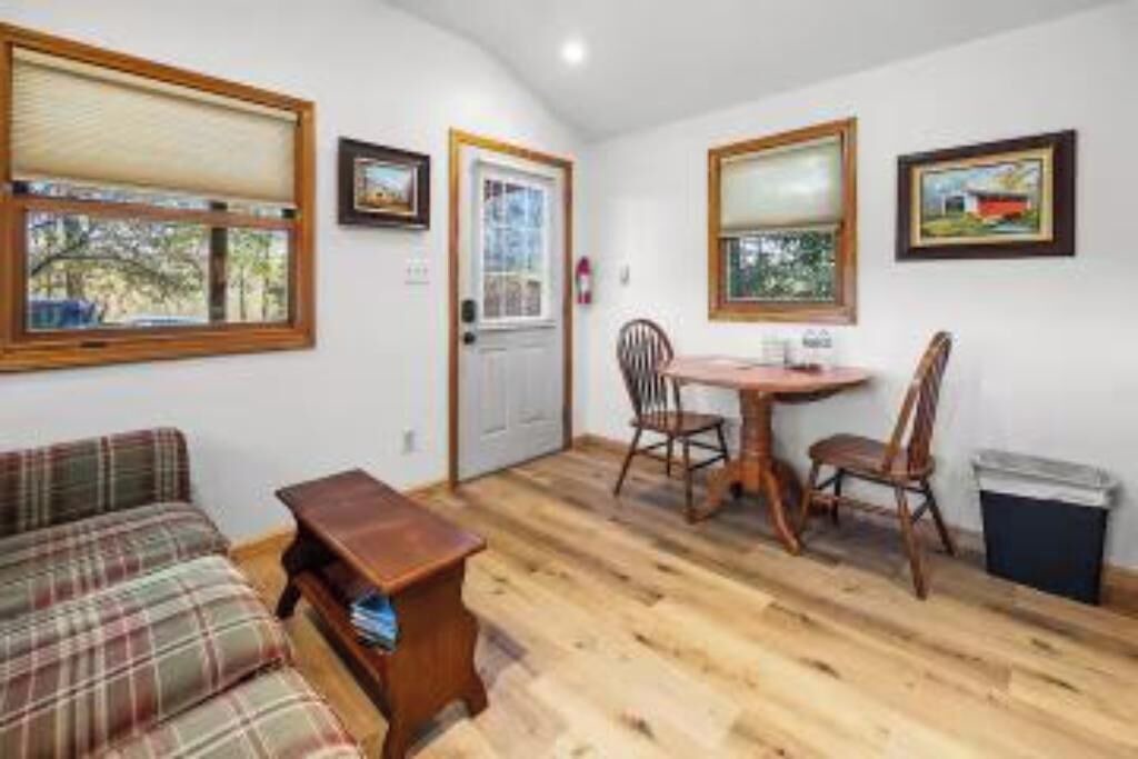 Photo of Livingroom in Marshall