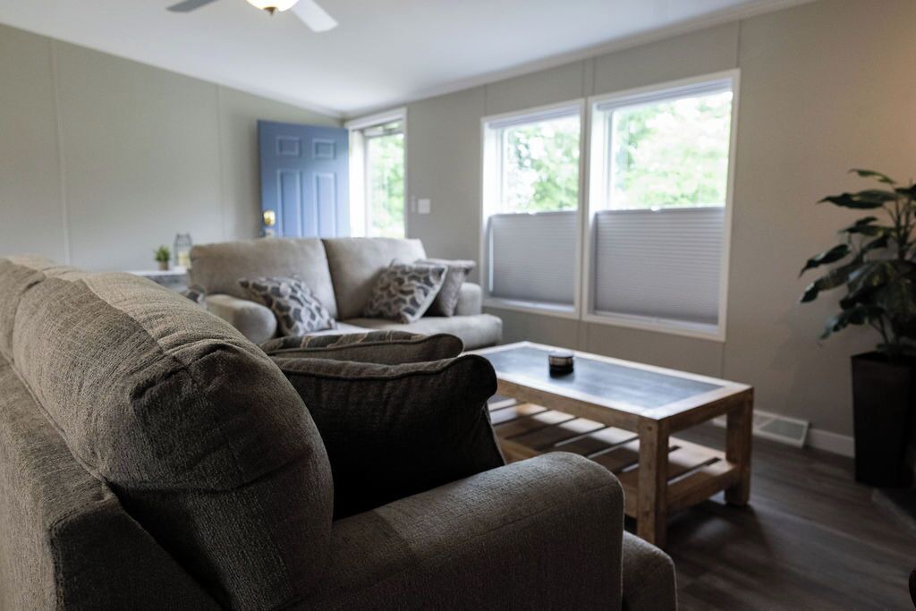 Photo of Livingroom in Sheridan