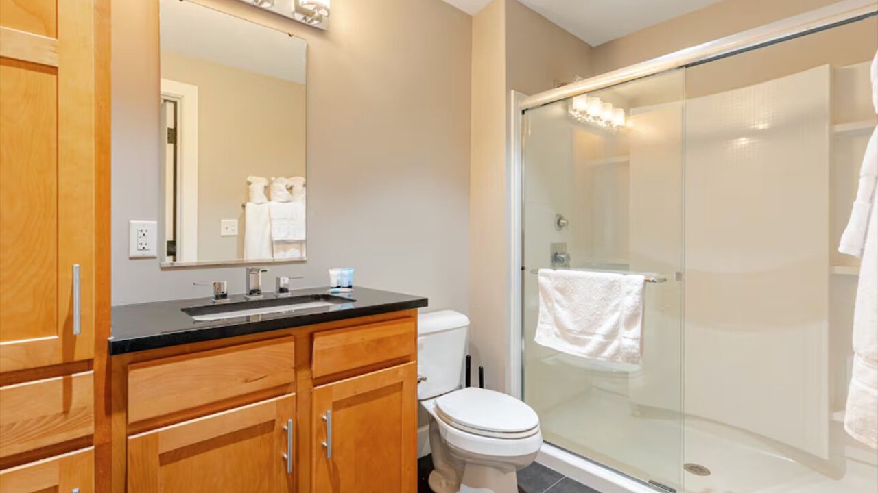 Photo of Bathroom in Mile Square