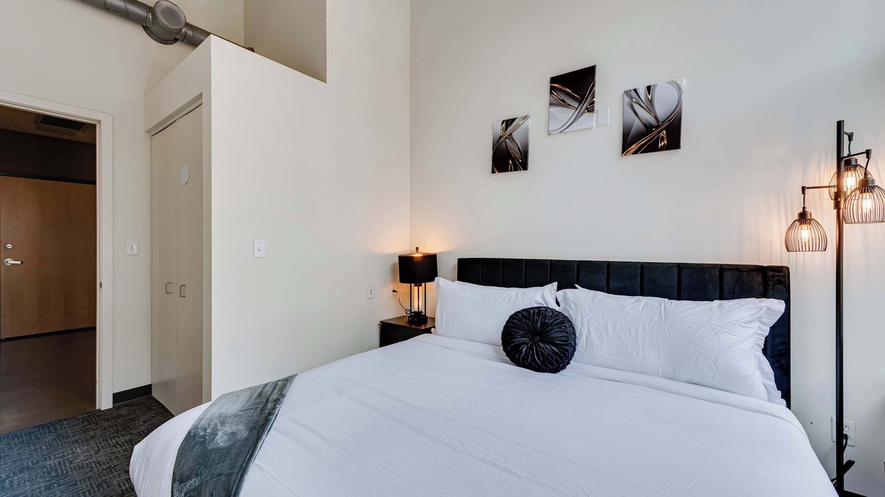 Photo of Bedroom in West Loop