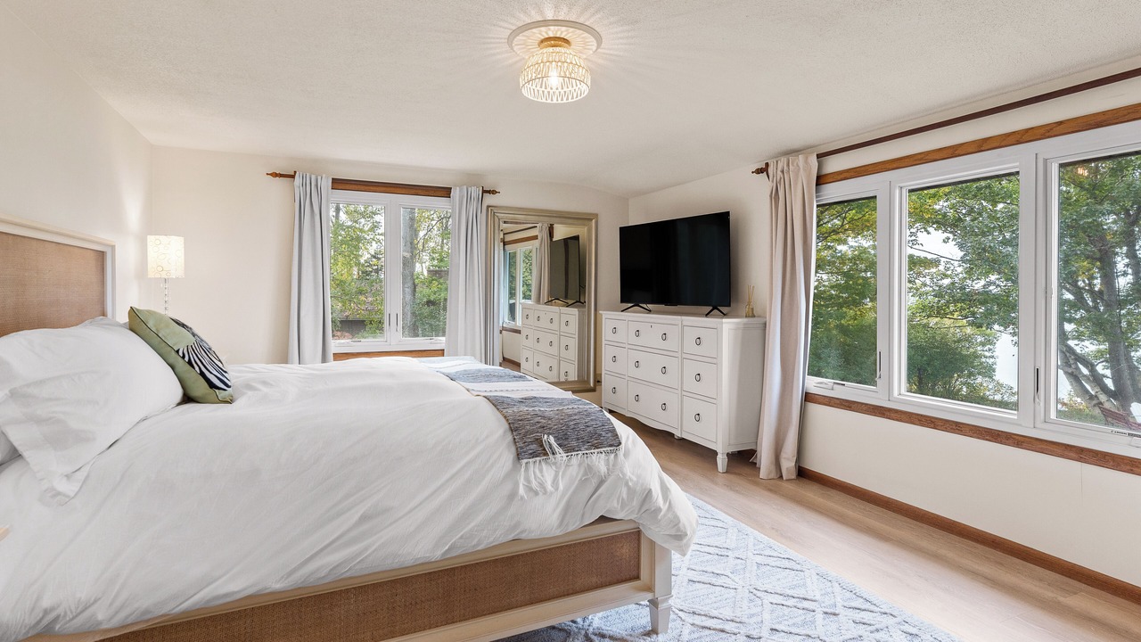 Photo of Bedroom in Montague