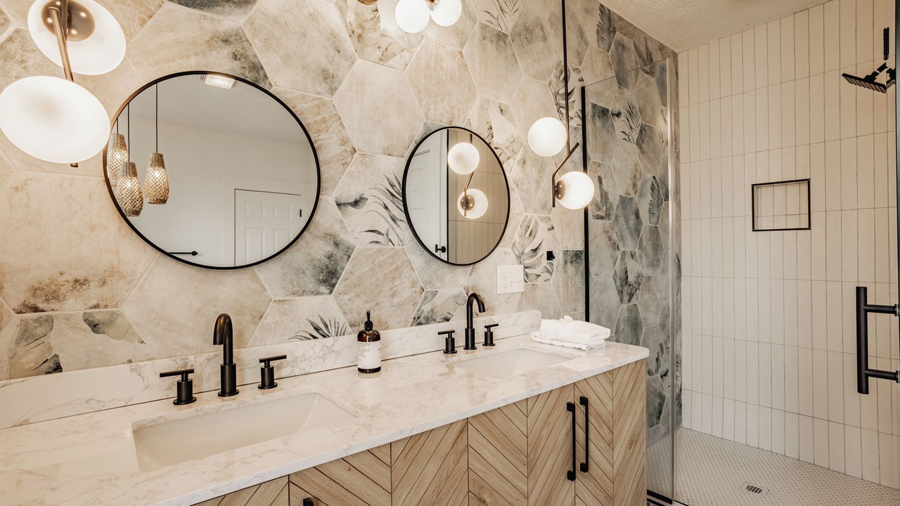 Photo of Bathroom in Near Northside