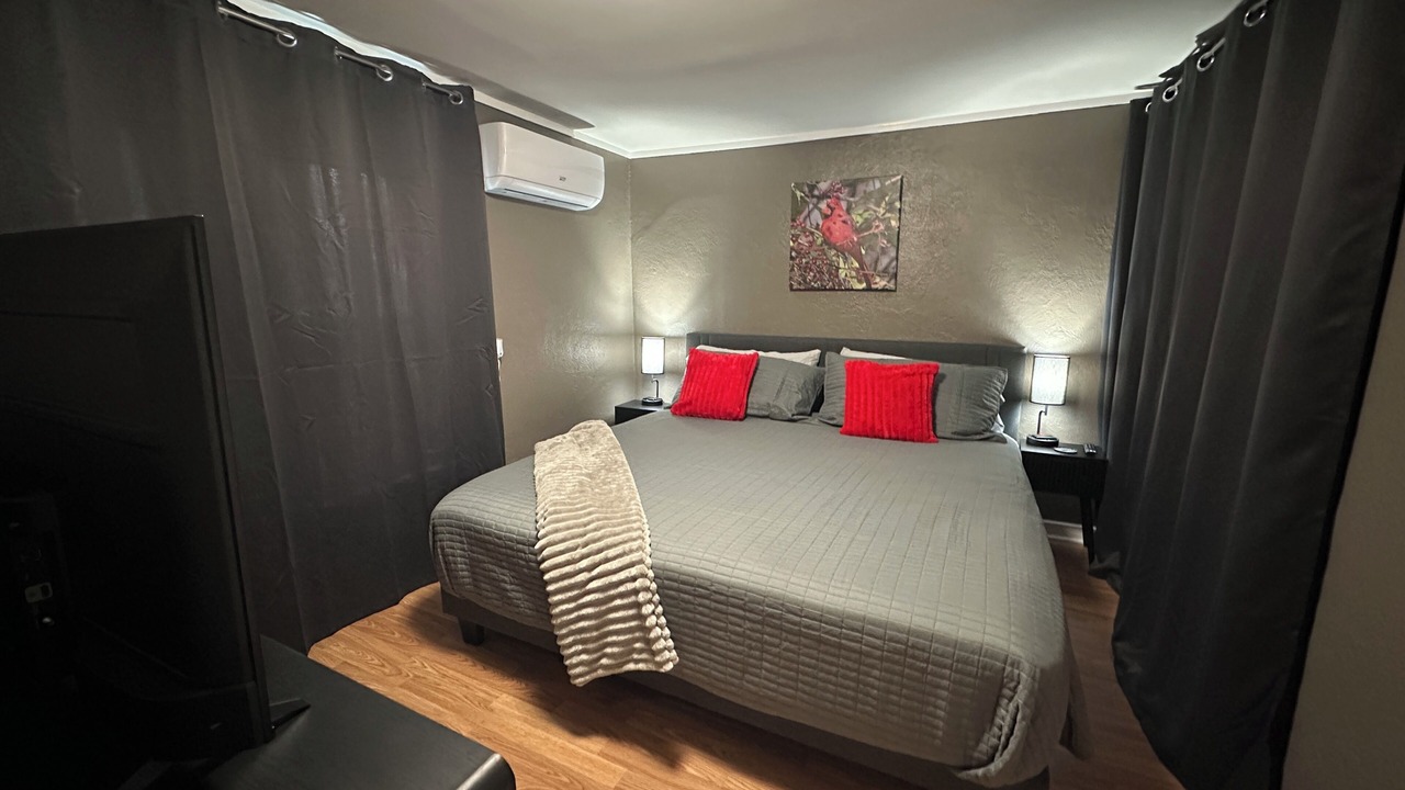 Photo of Bedroom in Muncie