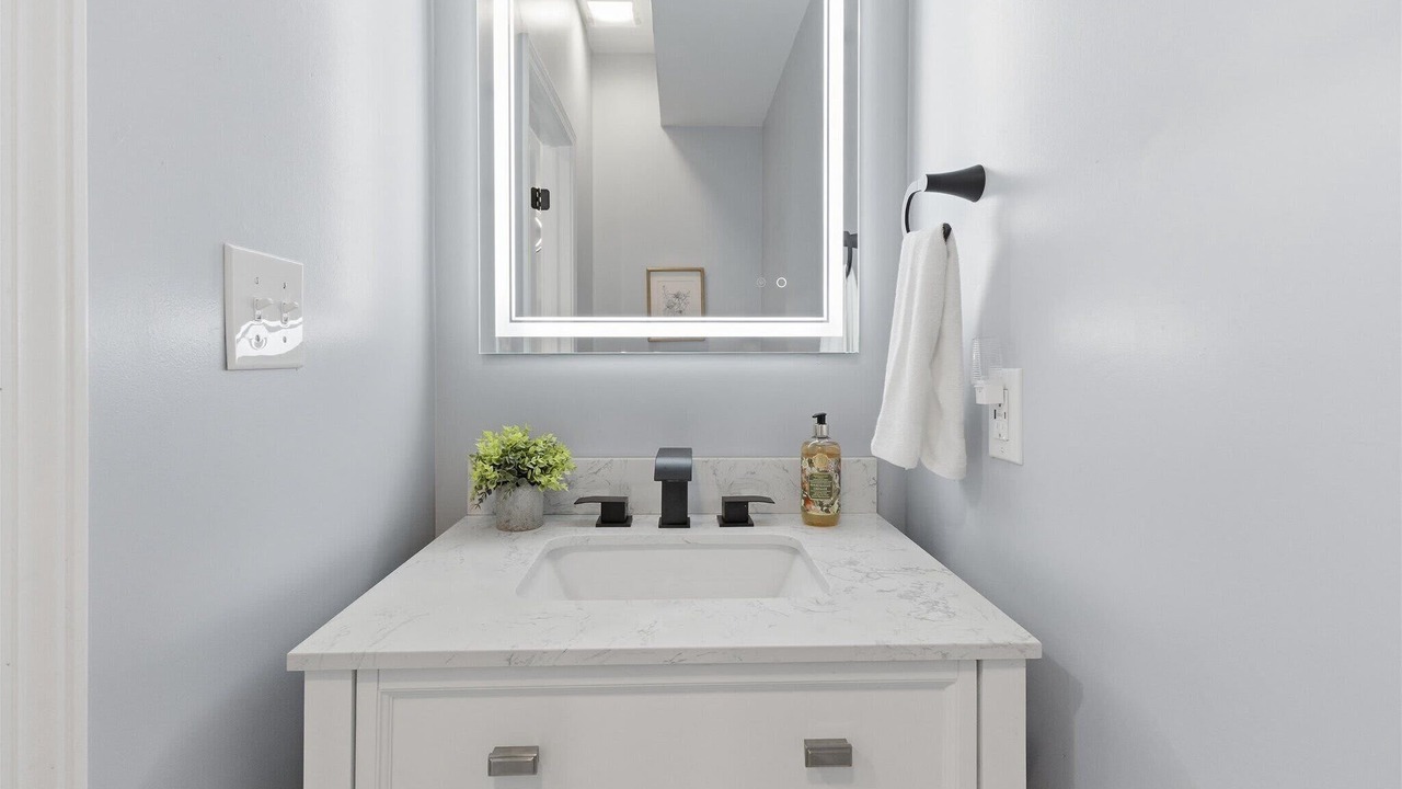 Photo of Bathroom in Mapleton/Fall Creek